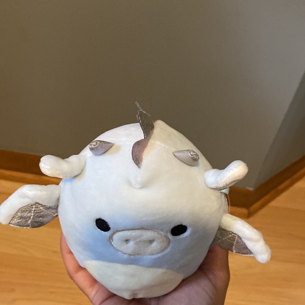 BRAND NEW SQUISHMALLOW DRAGON  5 YEAR 2019! NWT. SMOKE FREE HOME! - Picture 3 of 6